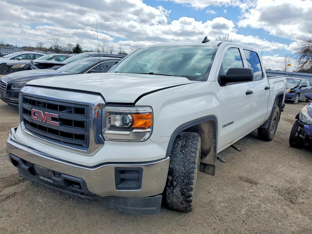 2015 GMC Sierra 1500, VIN 3GTU2TEC5FG161626 — Front end