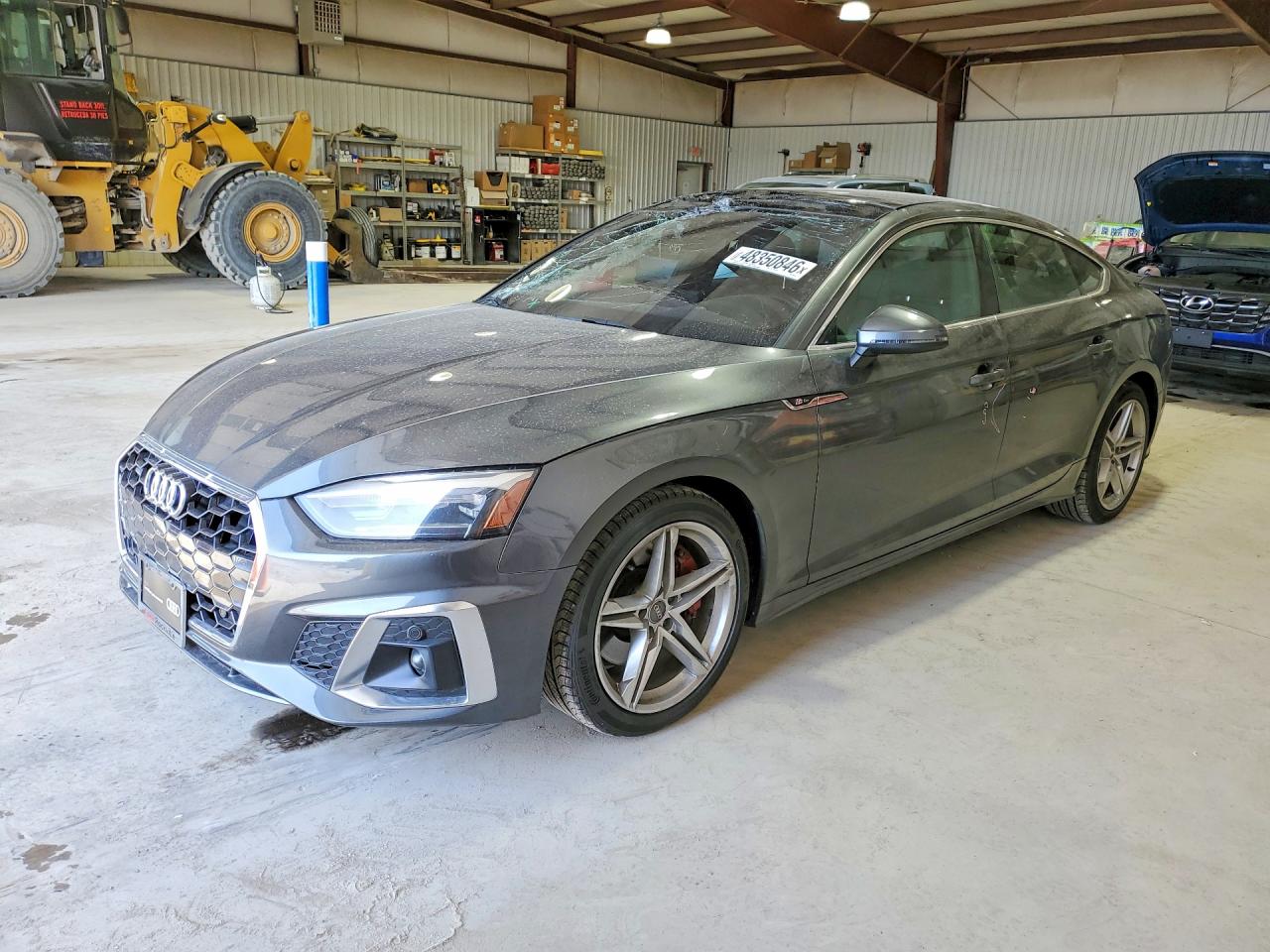 2021 Audi A5 Sportback S line Premium, VIN WAUDACF52MA002655 — Roof