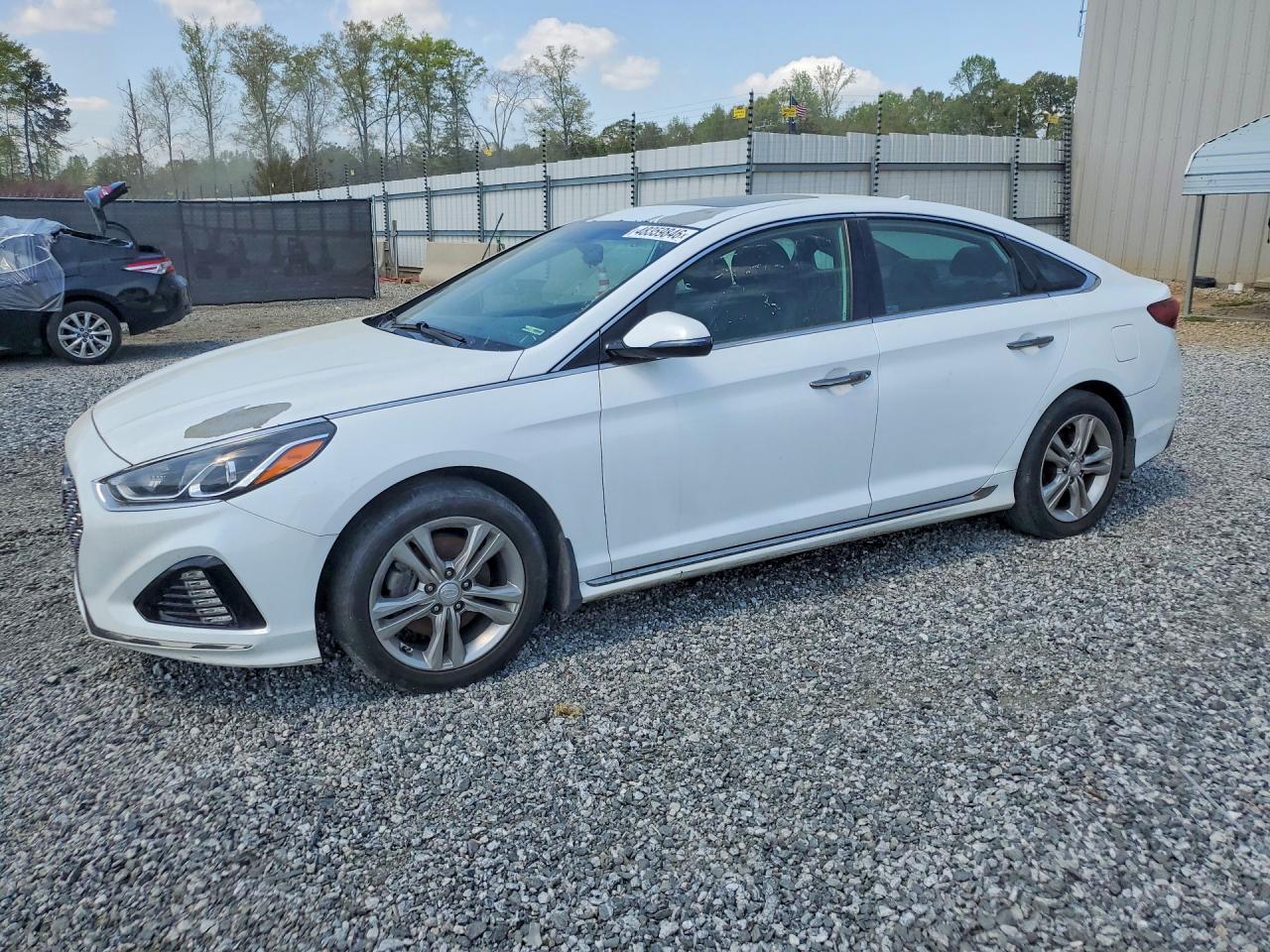 2018 Hyundai Sonata SEL, VIN 5NPE34AF7JH715563 — Engine fire