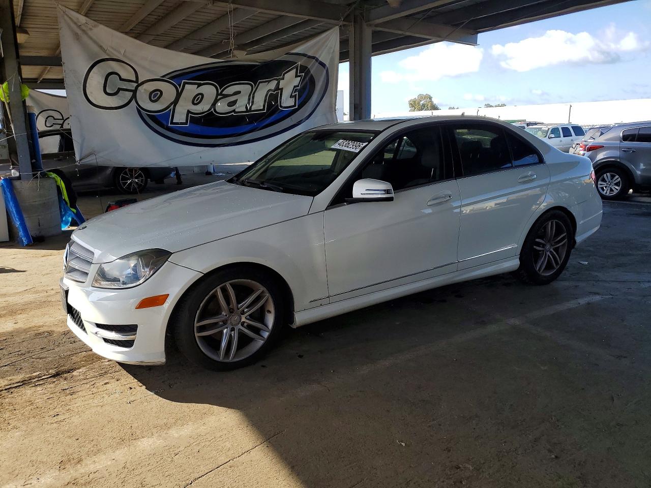 2012 Mercedes-Benz C 300 Sport, VIN WDDGF8BB0CR238124 — Minor dents and scratches
