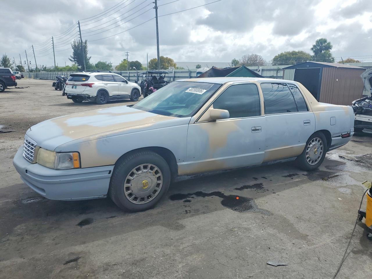 1998 Cadillac DeVille, VIN 1G6KD54Y5WU758978 — Rear end
