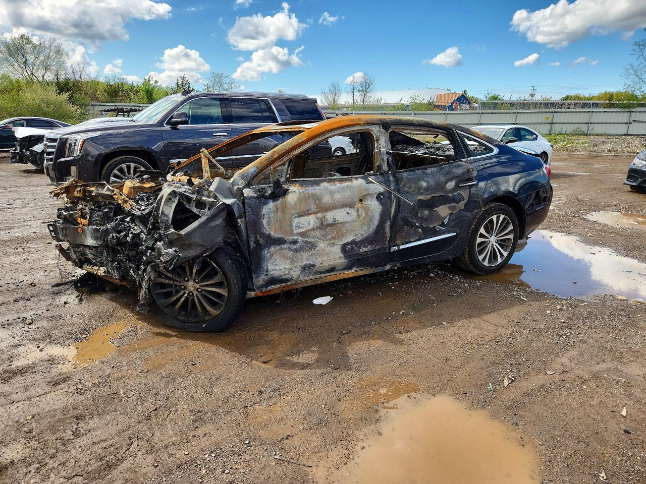 2017 Buick LaCrosse Premium, VIN 1G4ZS5SS0HU197278 — Burn