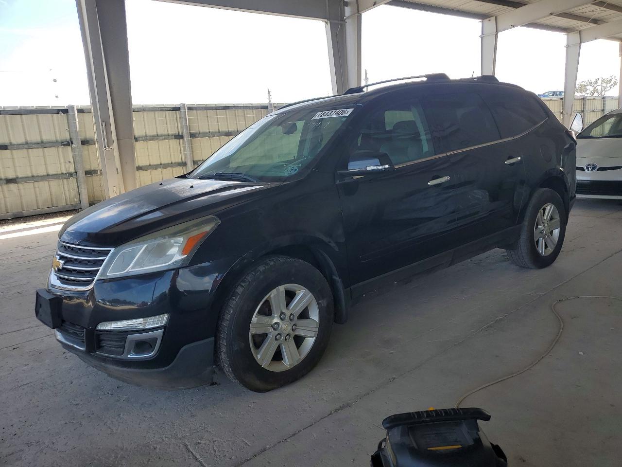 2014 Chevrolet Traverse LT, VIN 1GNKVHKD3EJ107688 — Мелкие вмятины и царапины