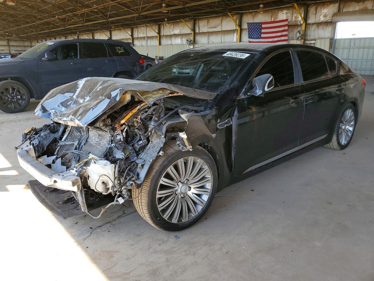 2015 Kia K900 Premium, VIN KNALU4D47F6023977 — Front end