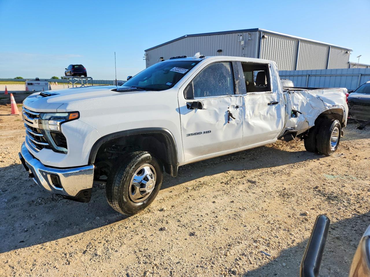 2024 Chevrolet Silverado 3500HD LTZ, VIN 1GC4YUEY7RF351319 — Side