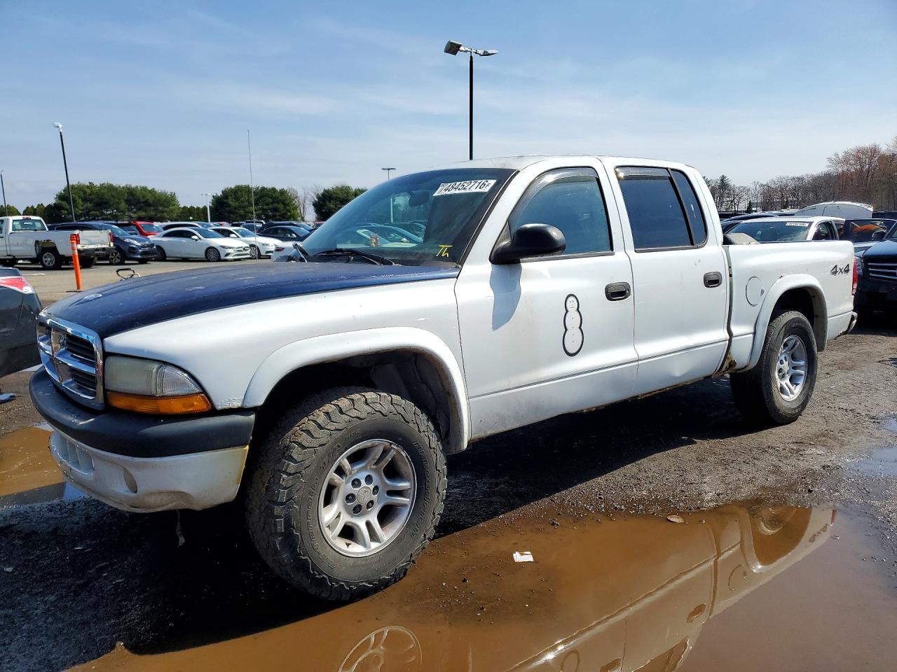 2004 Dodge Dakota Sport, VIN 1D7HG38N74S758580 — Front end