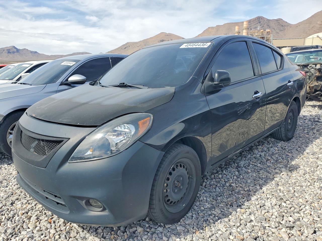 2013 Nissan Versa SV, VIN 3N1CN7AP7DL876238 — Front end