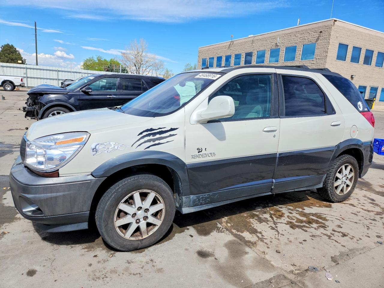 2003 Buick Rendezvous CX, VIN 3G5DA03E53S542382 — Rear end