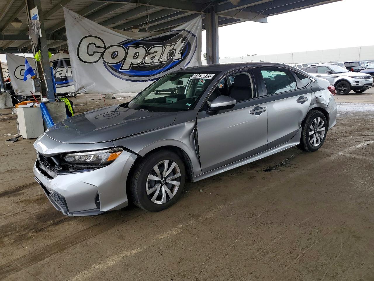 2025 Honda Civic LX, VIN 2HGFE2F28SH600863 — Auction photo