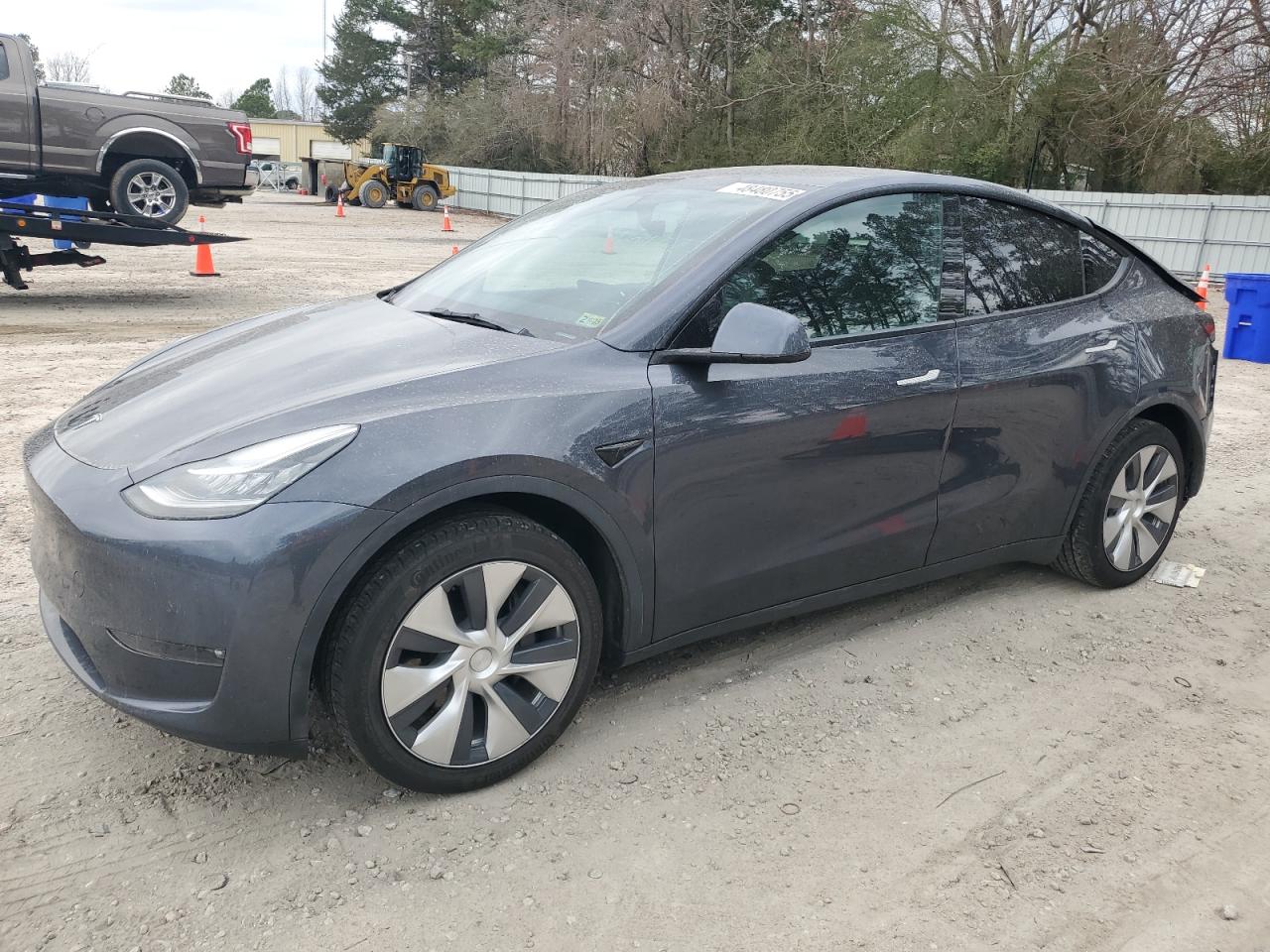 2021 Tesla Model Y Long Range, VIN 5YJYGDEE5MF253106 — Rear end