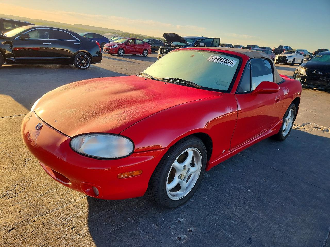 1999 Mazda MX-5 Miata, VIN JM1NB3530X0122694 — Front end