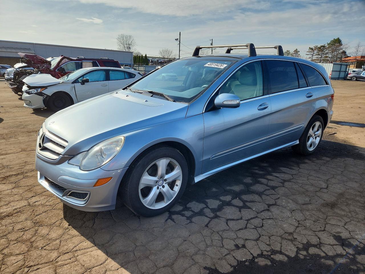 2007 Mercedes-Benz R 3.0L, VIN 4JGCB22E87A044355 — Minor dents and scratches