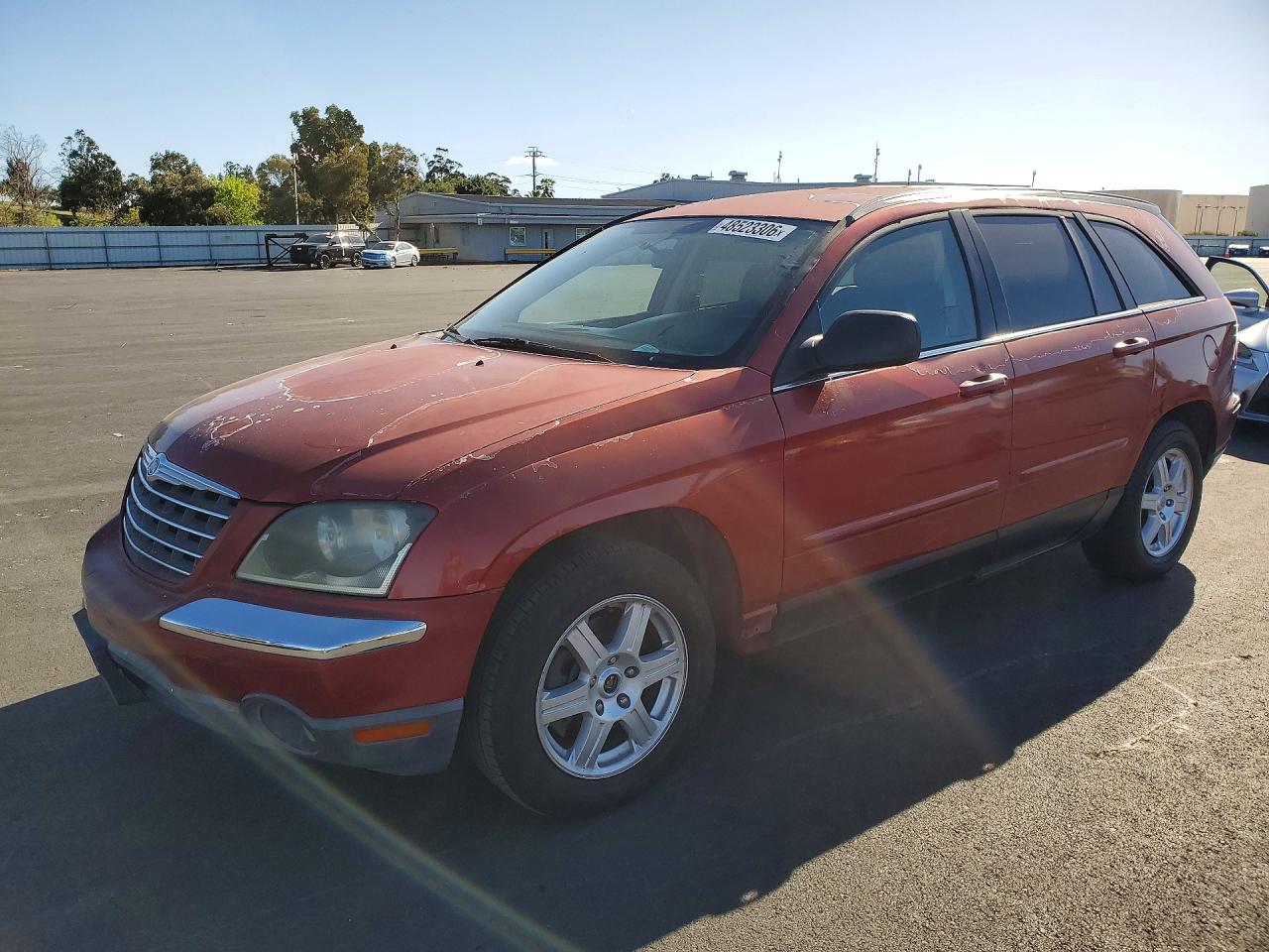 2006 Chrysler Pacifica Touring, VIN 2A4GM68416R926137 — Minor dents and scratches