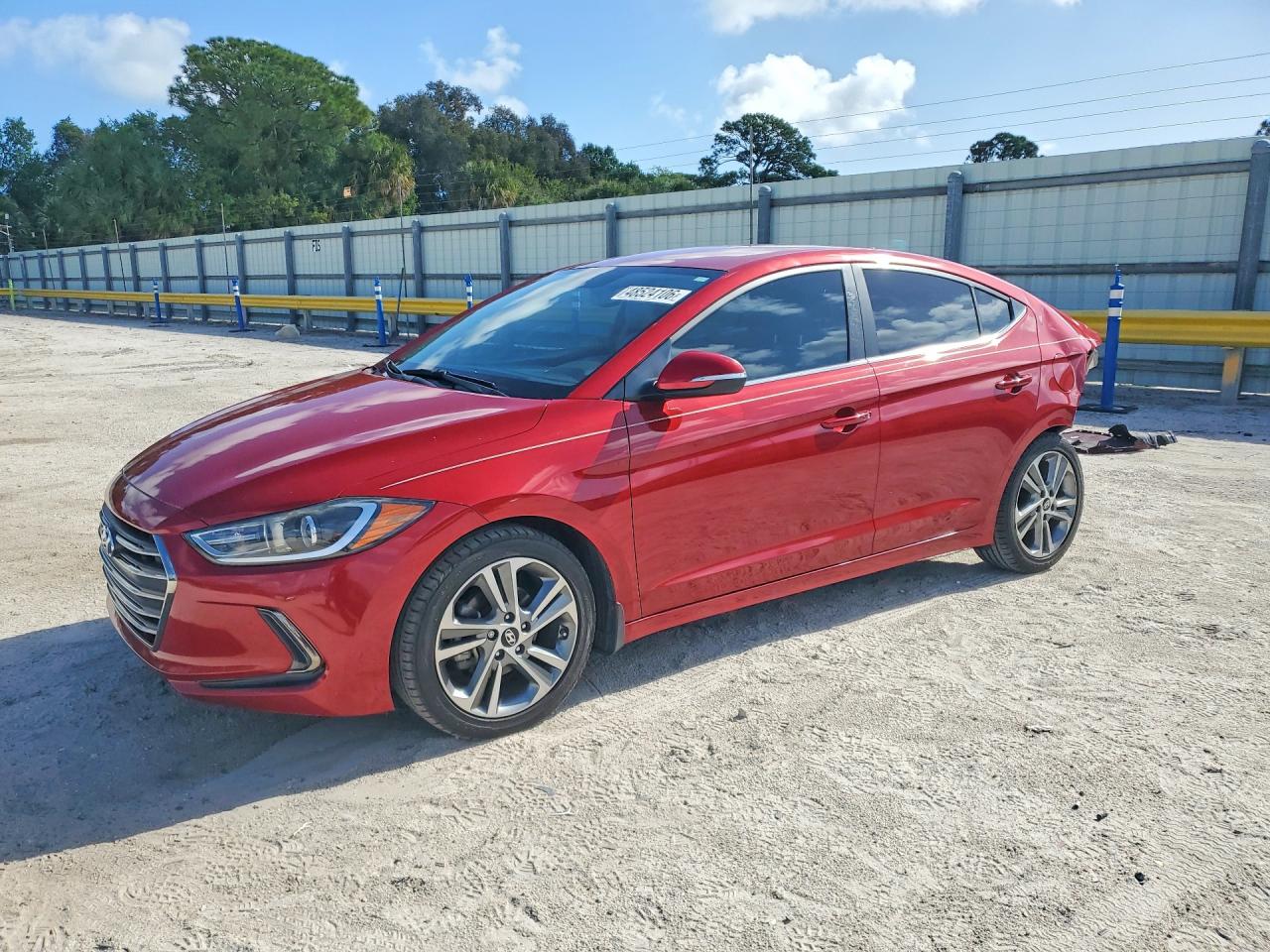 2018 Hyundai Elantra Limited, VIN KMHD84LF2JU581329 — Rear end