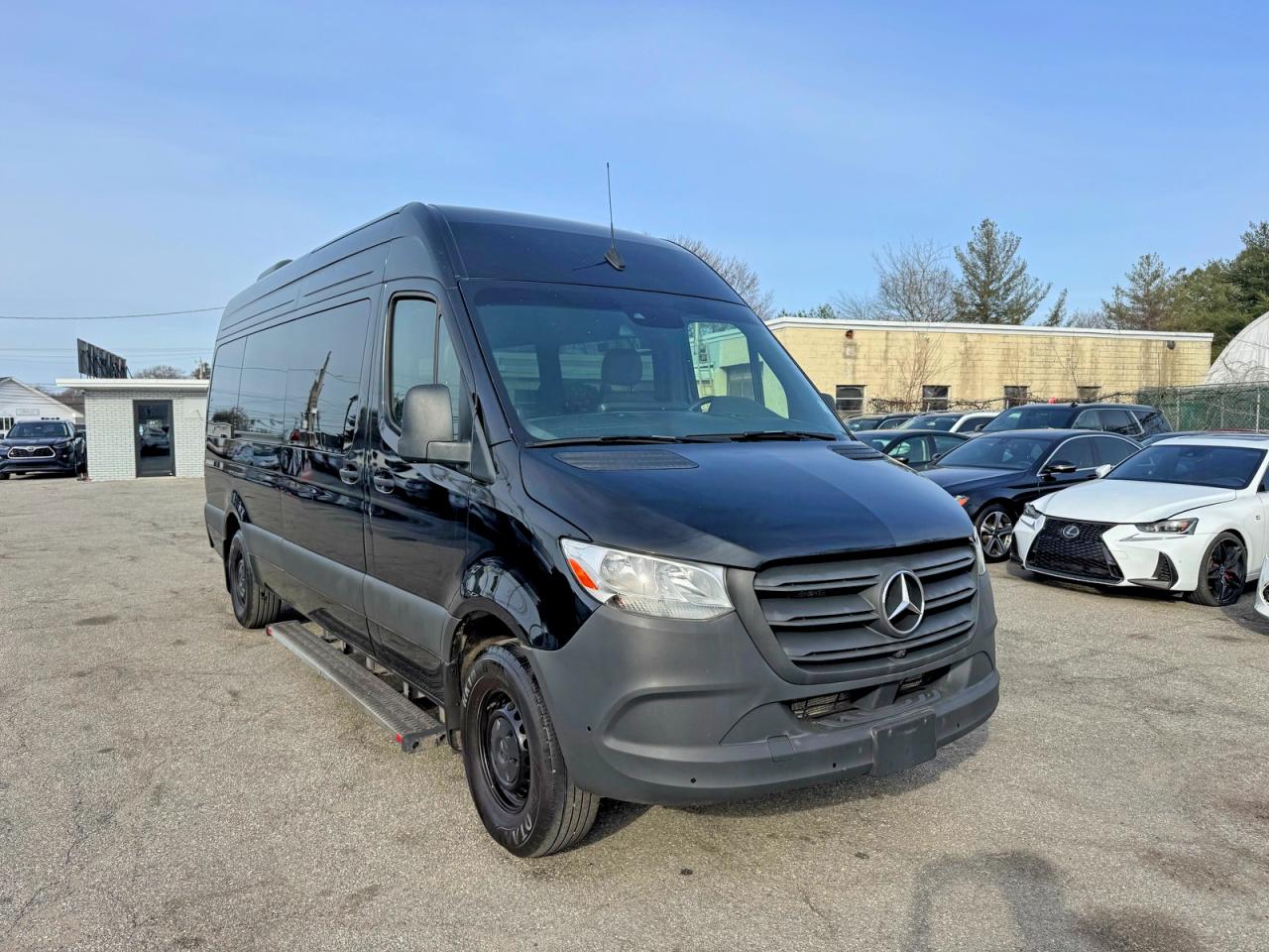 2024 Mercedes-Benz Sprinter Passenger, VIN W1Z4NGHY5RT176499 — Normal wear