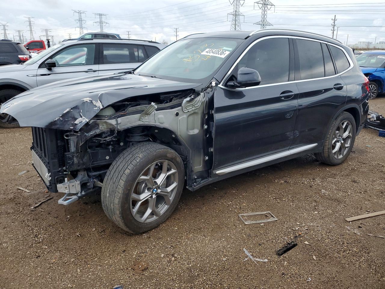 2021 BMW X3 sDrive30i, VIN 5UXTY3C09M9H28390 — Front end