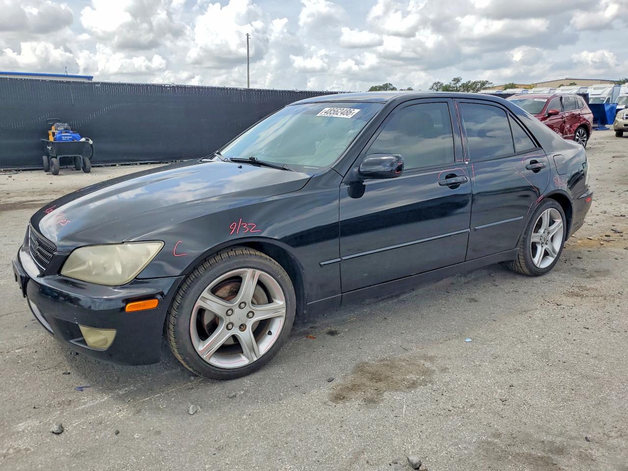 2005 Lexus IS 300, VIN JTHBD192150099666 — Side