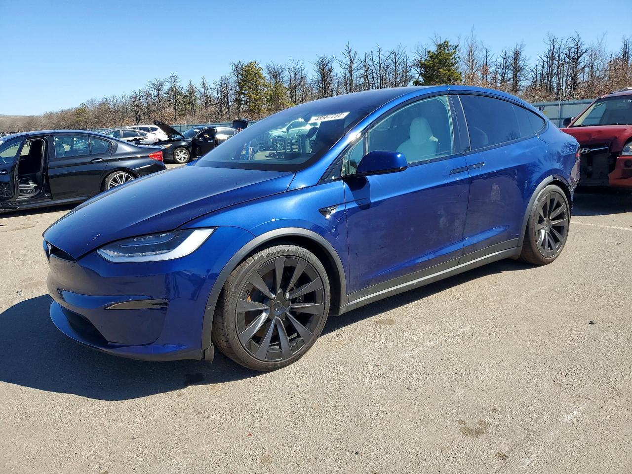 2022 Tesla Model X Plaid, VIN 7SAXCBE60NF355079 — Фото с аукциона 1 of 4