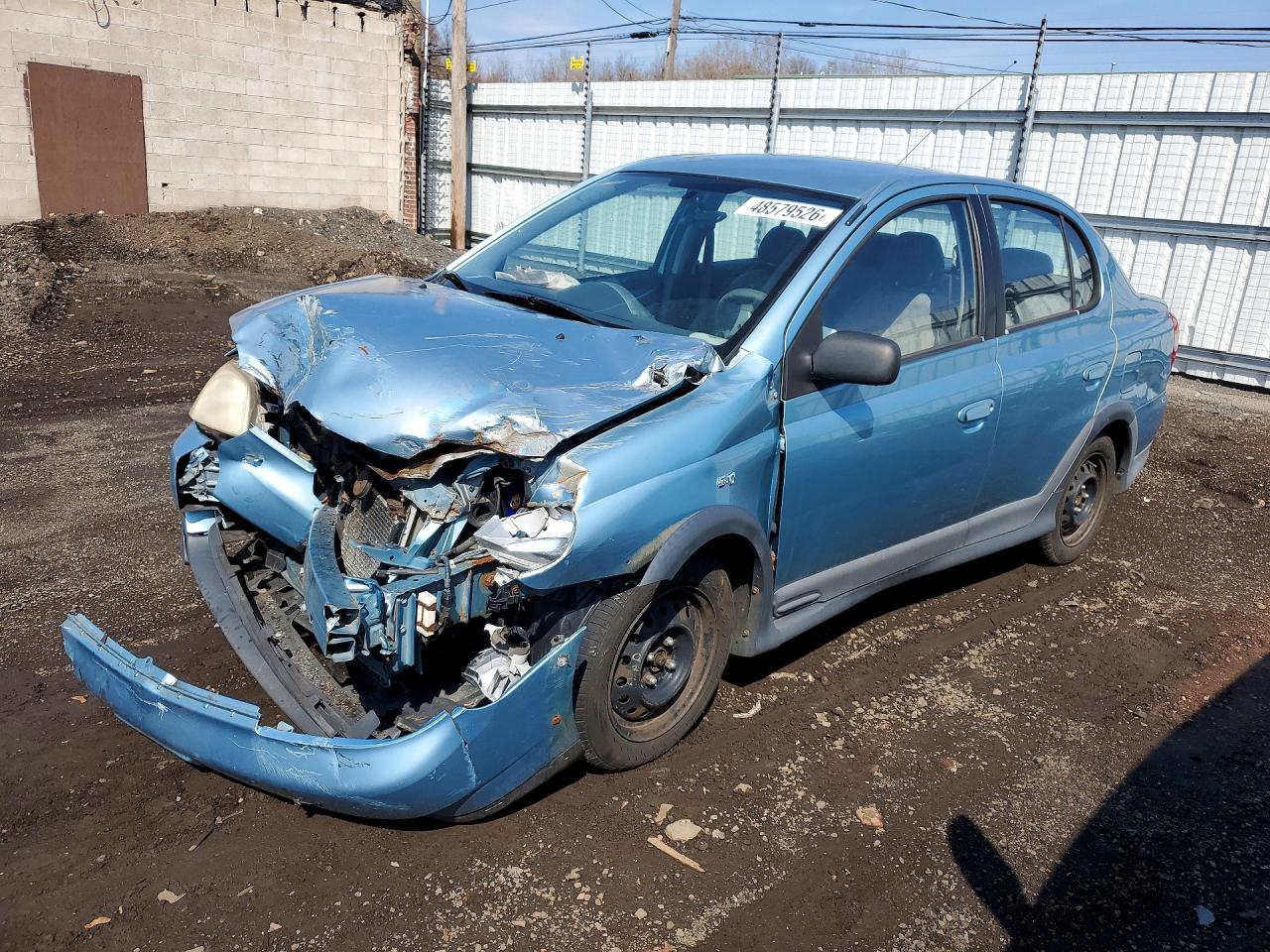 2002 Toyota ECHO, VIN JTDBT123320242247 — Front end