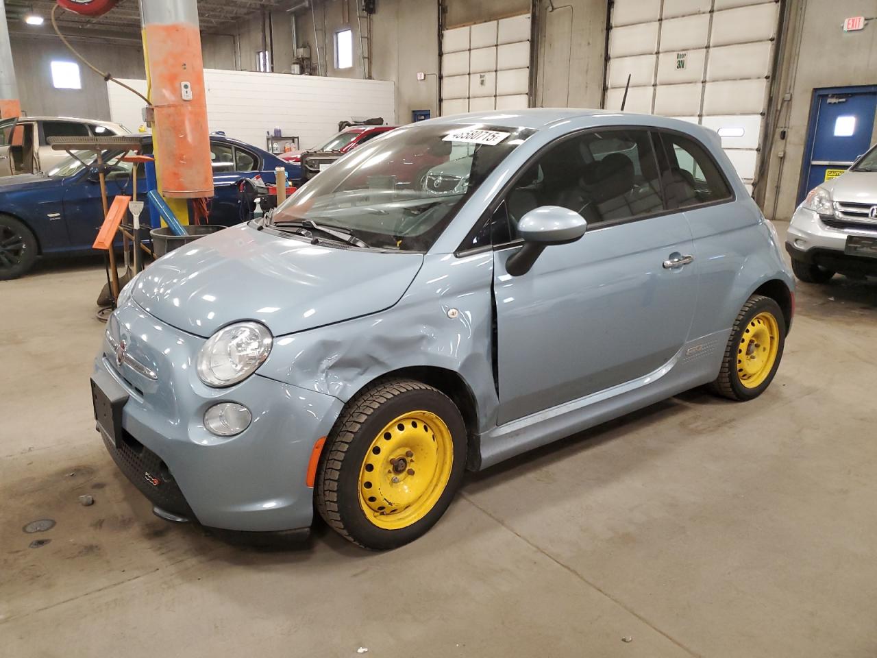 2015 FIAT 500e, VIN 3C3CFFGE7FT709654 — Auction photo