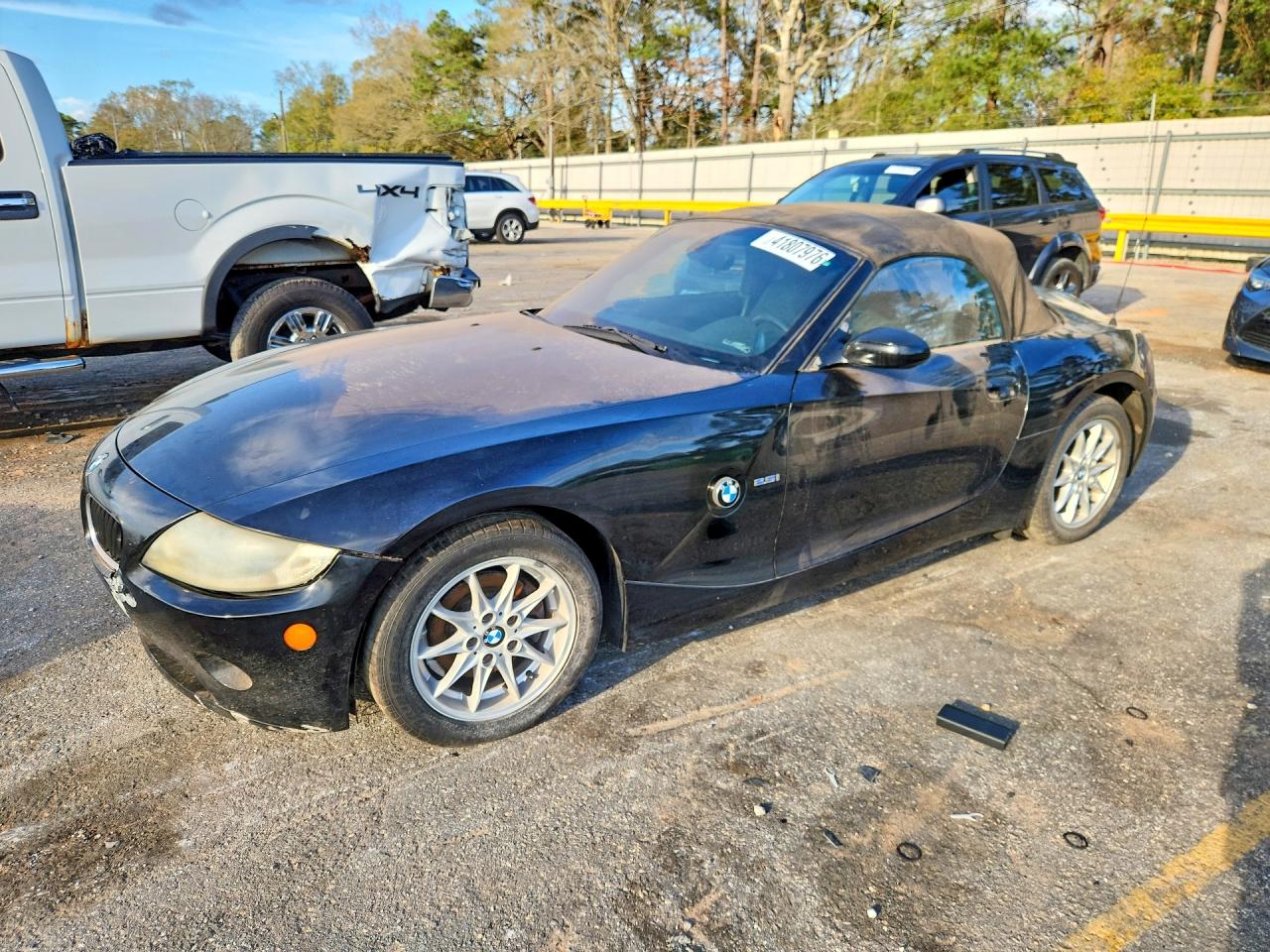 2005 BMW Z4 2.5i, VIN 4USBT33525LS55757 — Mechanical