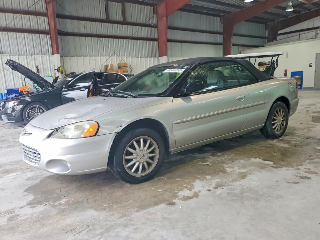 2003 Chrysler Sebring LXi, VIN 1C3EL55T13N513184 — Перед