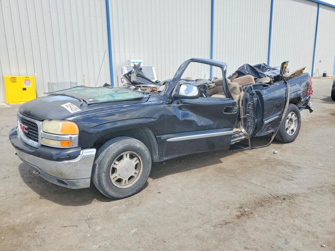 2001 GMC Sierra 1500 SLE, VIN 2GTEC19T511181814 — Опрокидывание