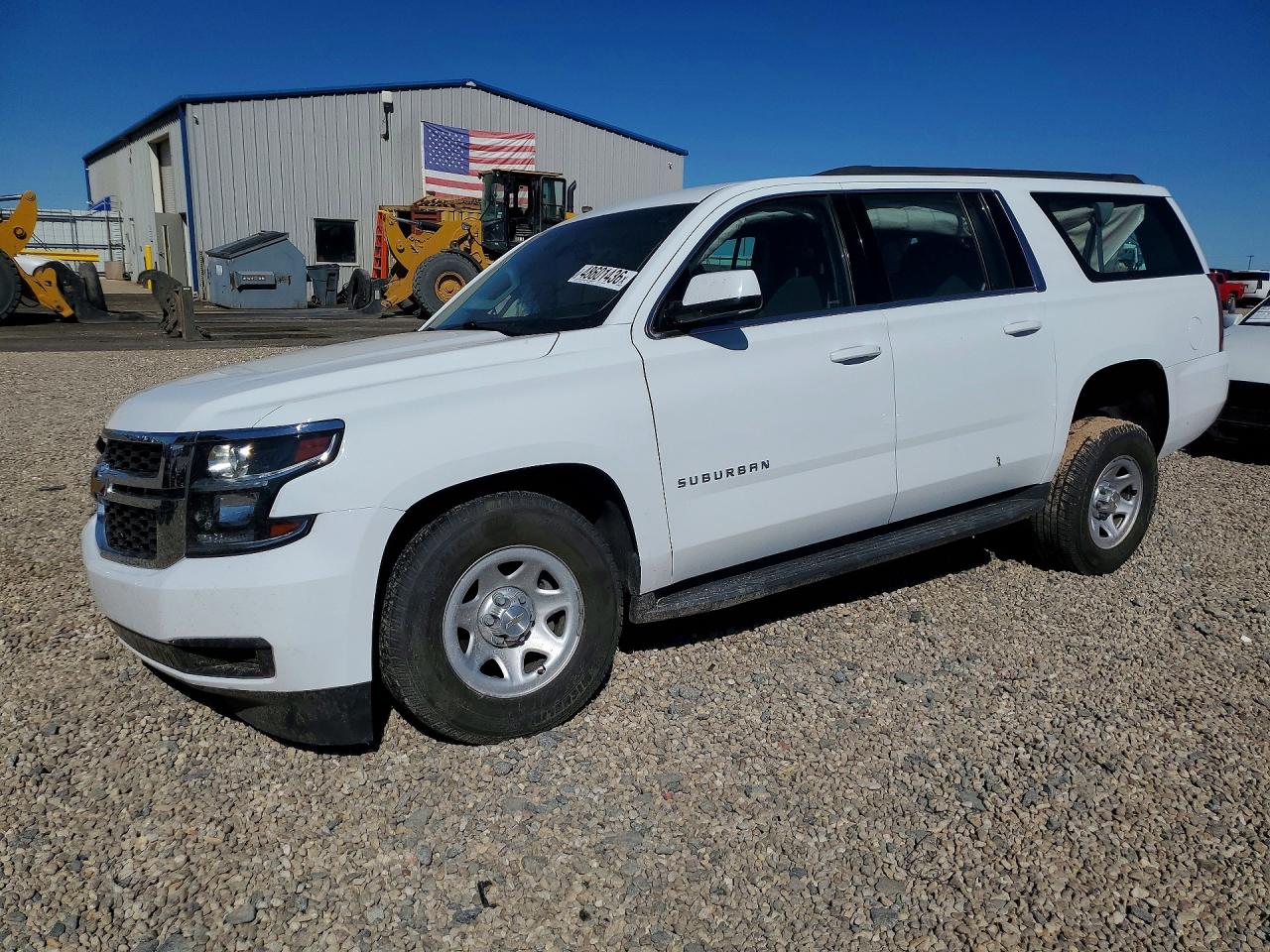 2018 Chevrolet Suburban, VIN 1GNSCKEC2JR134690 — Front end