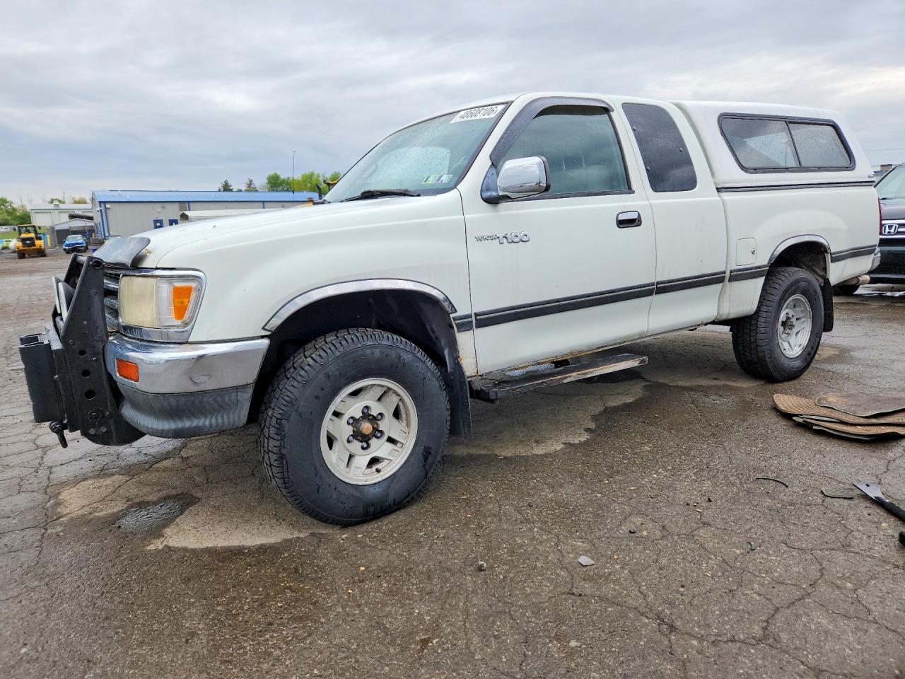 1996 Toyota T100 SR5, VIN JT4UN24D1T0026705 — Rear end