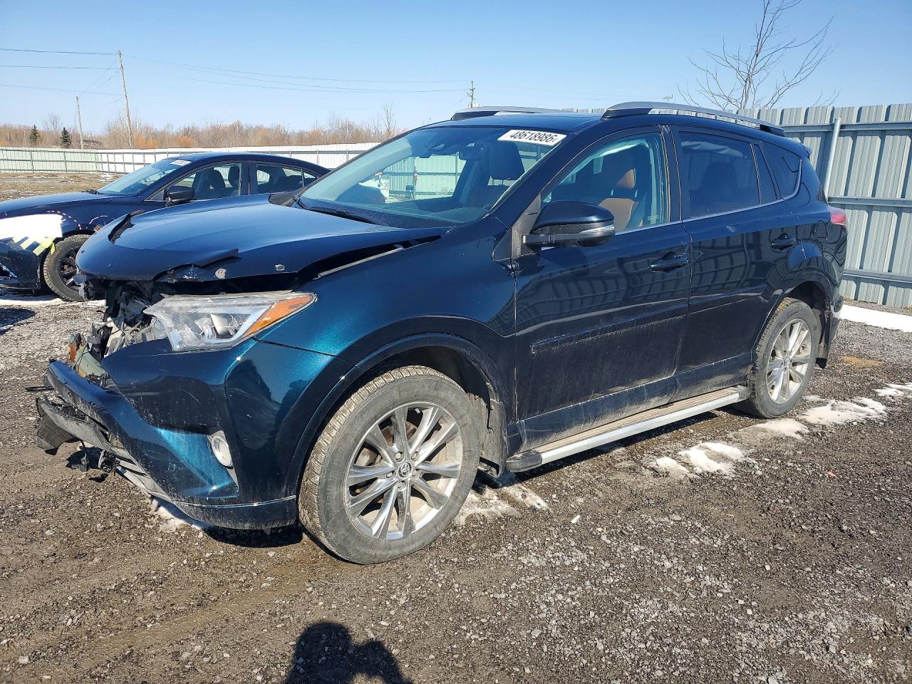 2018 Toyota RAV4 Platinum, VIN 2T3DFREV0JW773668 — Front end