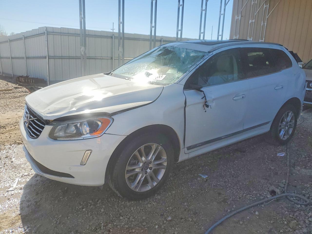 2015 Volvo XC60 T5, VIN YV4612RK8F2741398 — Крыша