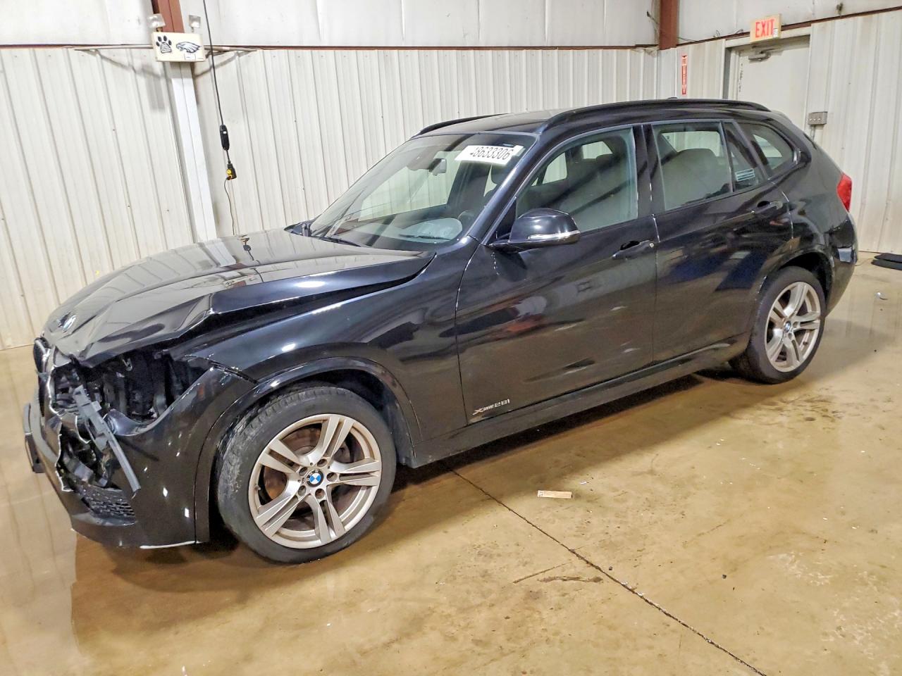 2015 BMW X1 xDrive28i, VIN WBAVL1C59FVY35162 — Front end