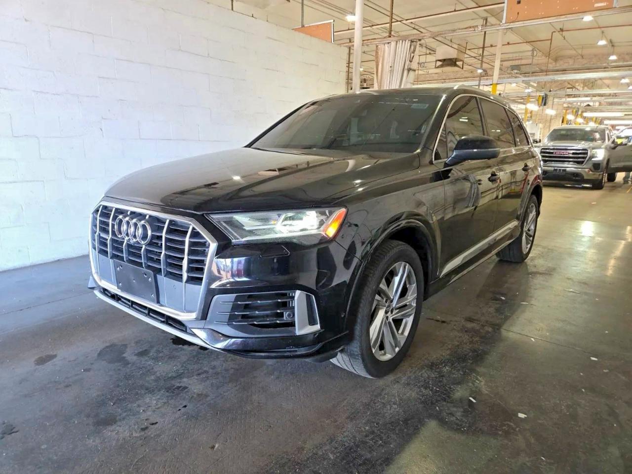 2020 Audi Q7 Premium Plus, VIN WA1LXAF74LD002277 — Normal wear