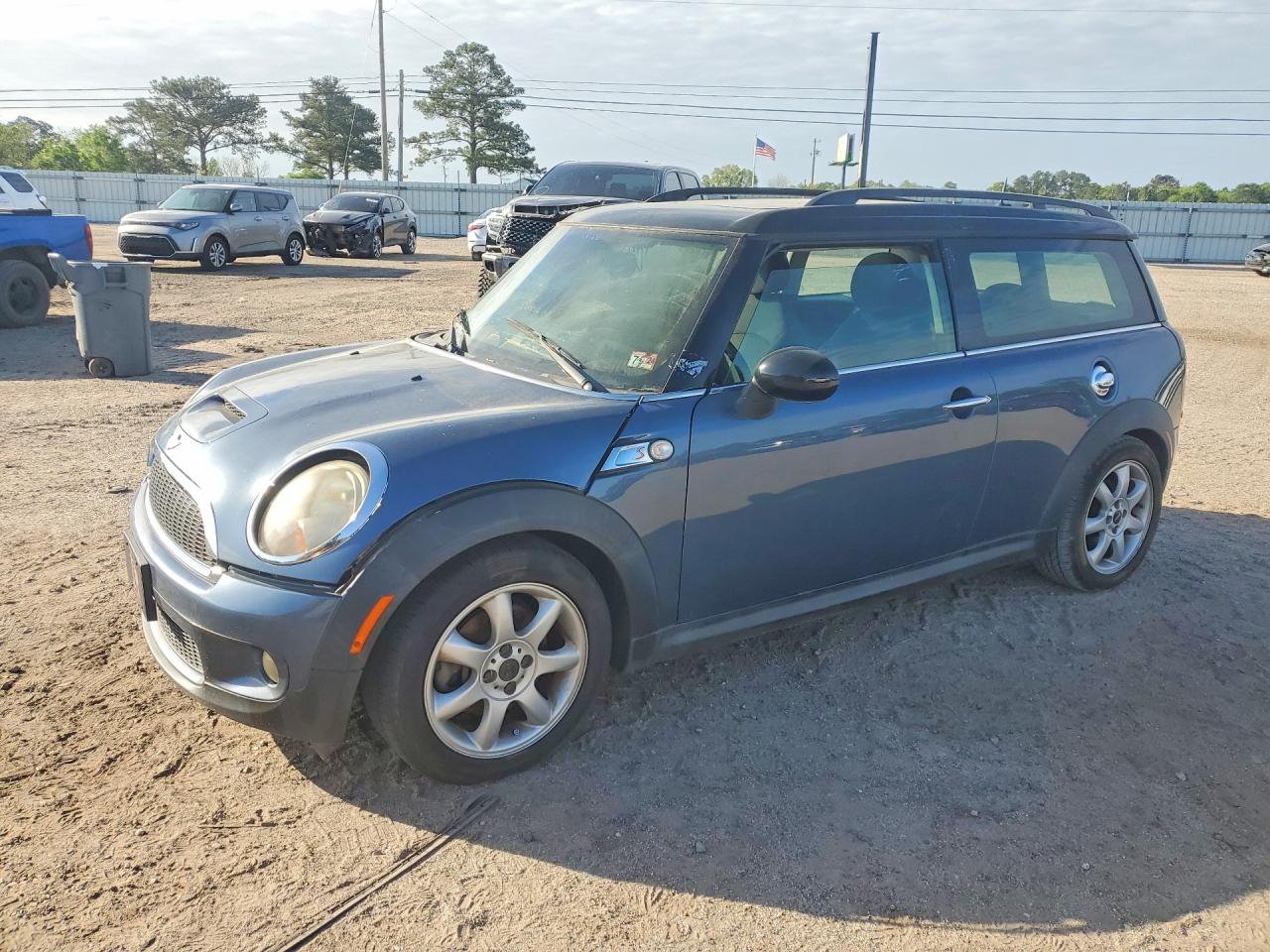 2010 MINI Clubman S, VIN WMWMM3C51ATP75855 — Burn