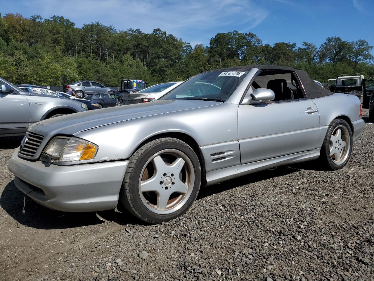 2001 Mercedes-Benz SL 500, VIN WDBFA68F51F197022 — Minor dents and scratches