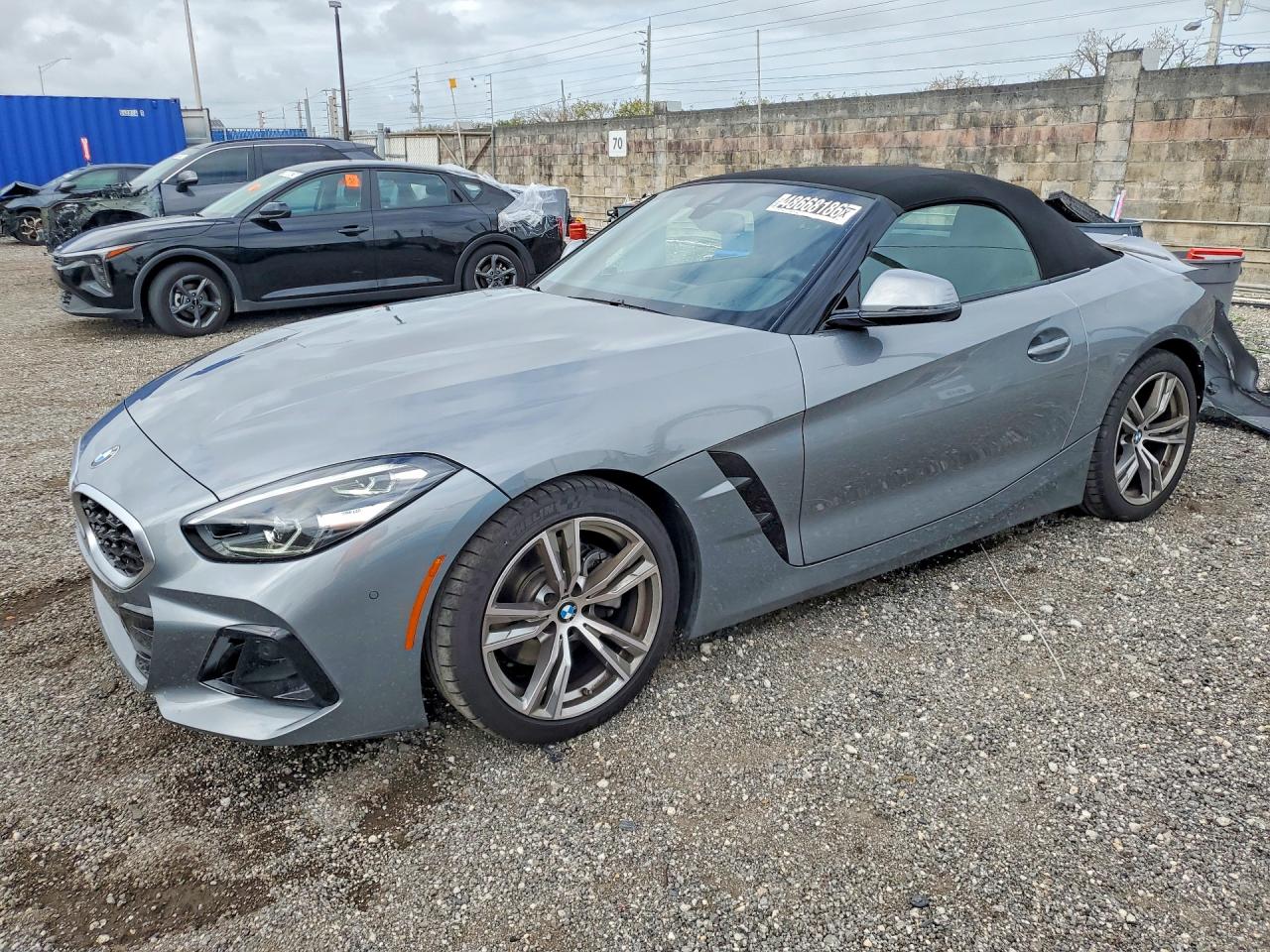 2026 BMW Z4 sDrive30i, VIN WBAHF3C04TWY53076 — Зад
