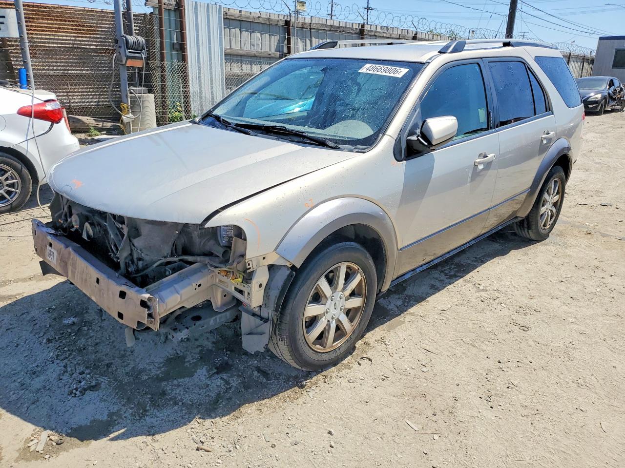 2009 Ford Taurus X SEL, VIN 1FMDK02W49GA05456 — Front end