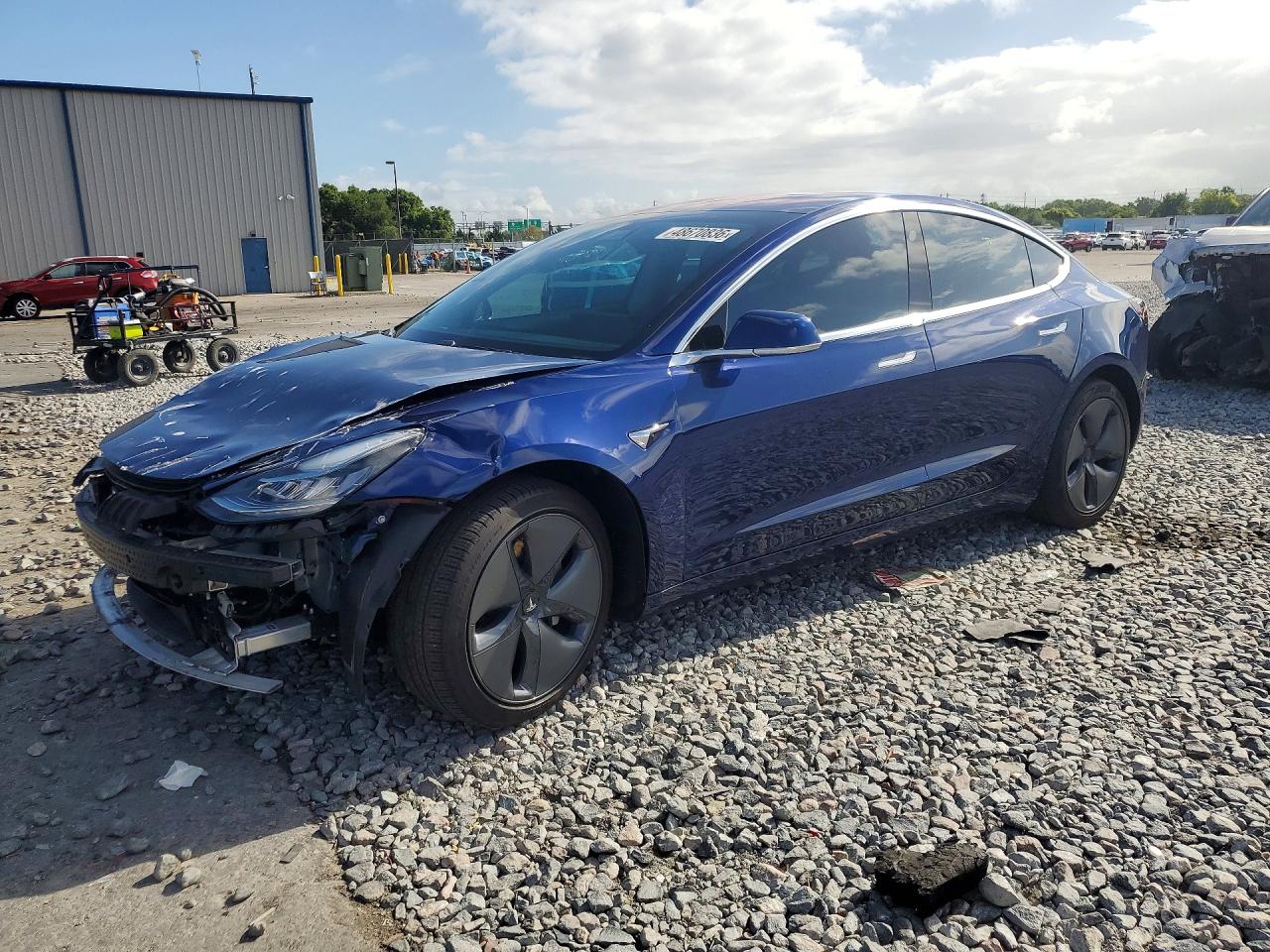2018 Tesla Model 3 Long Range Battery, VIN 5YJ3E1EB6JF064612 — Front end