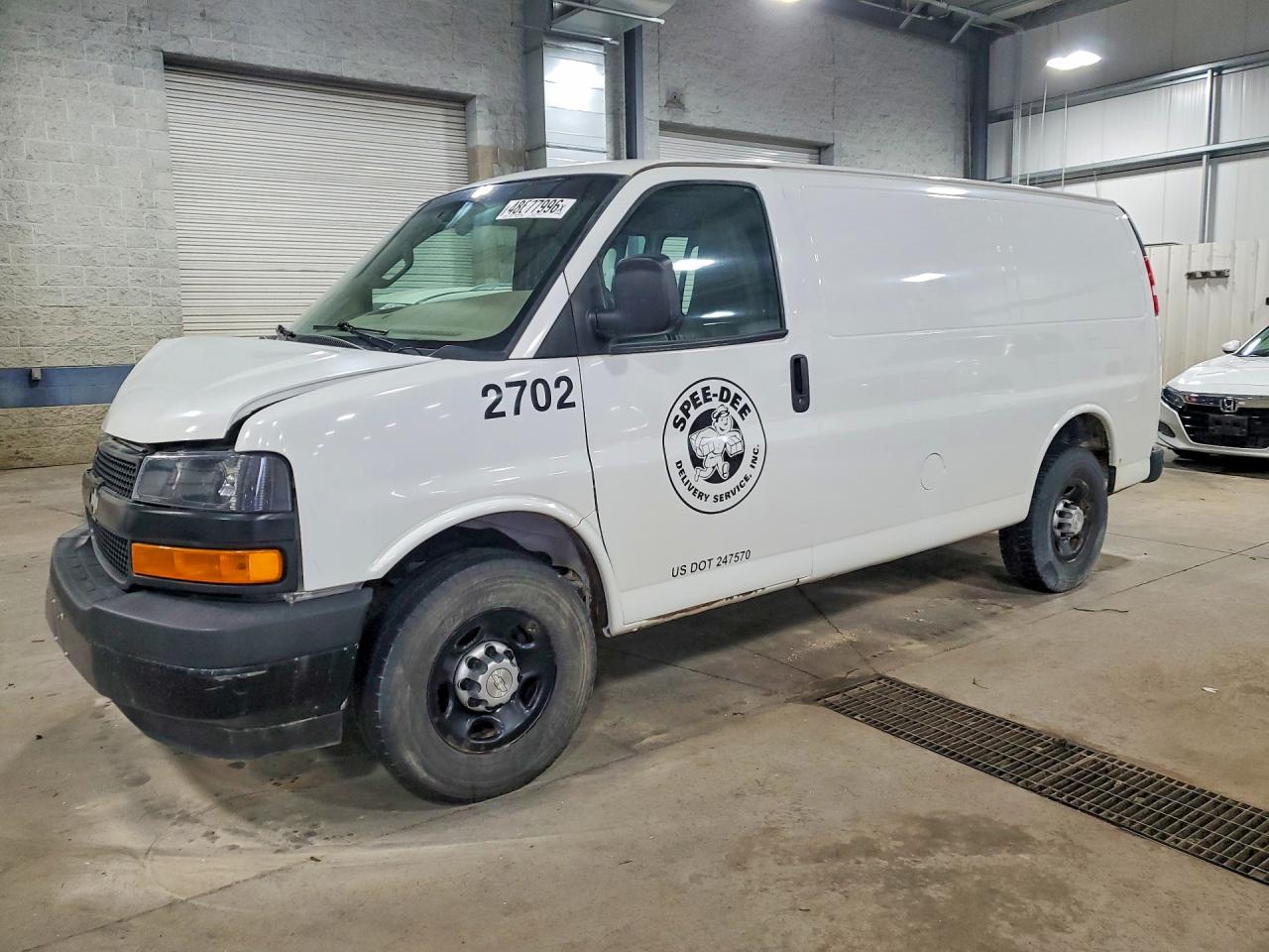 2019 Chevrolet Express G2500, VIN 1GCWGAHP1K1363658 — Front end