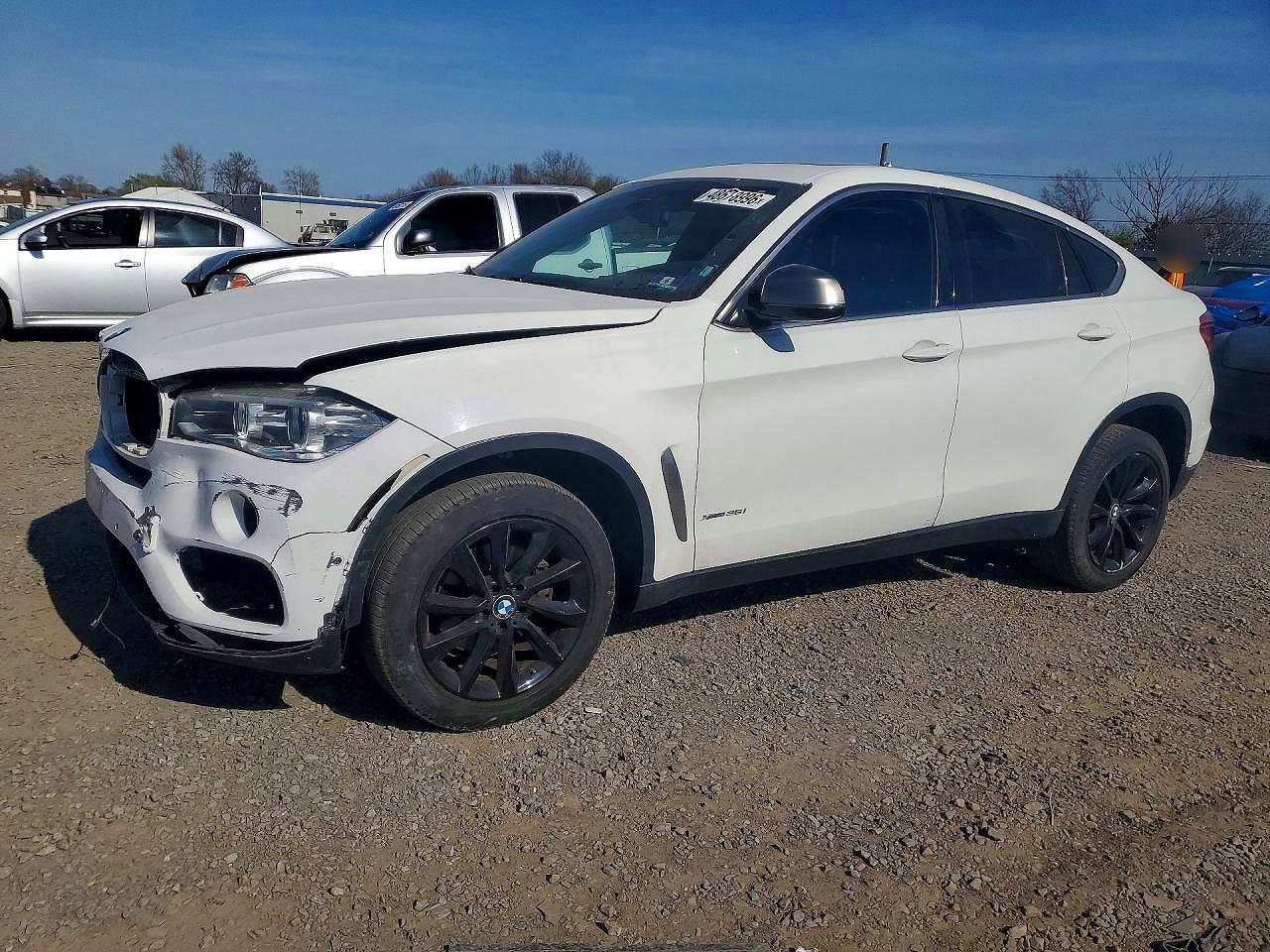 2019 BMW X6 xDrive35i, VIN 5UXKU2C56K0Z64118 — Front end