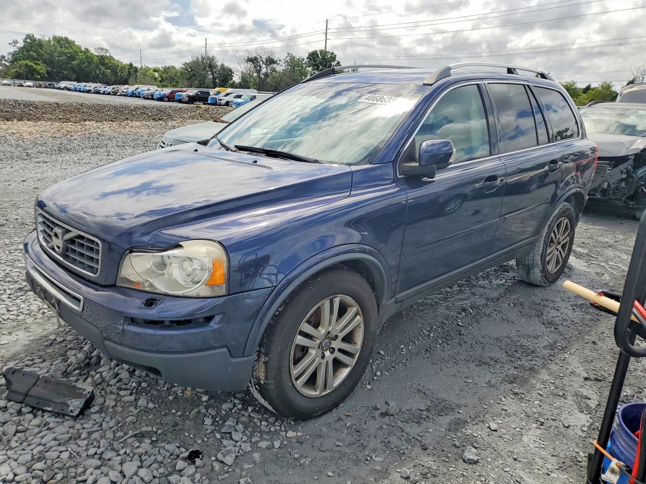 2012 Volvo XC90, VIN YV4952CZXC1609977 — Front end