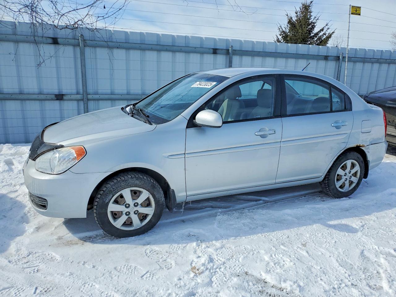 2010 Hyundai Accent GL, VIN KMHCN4BC1AU535180 — Rear end