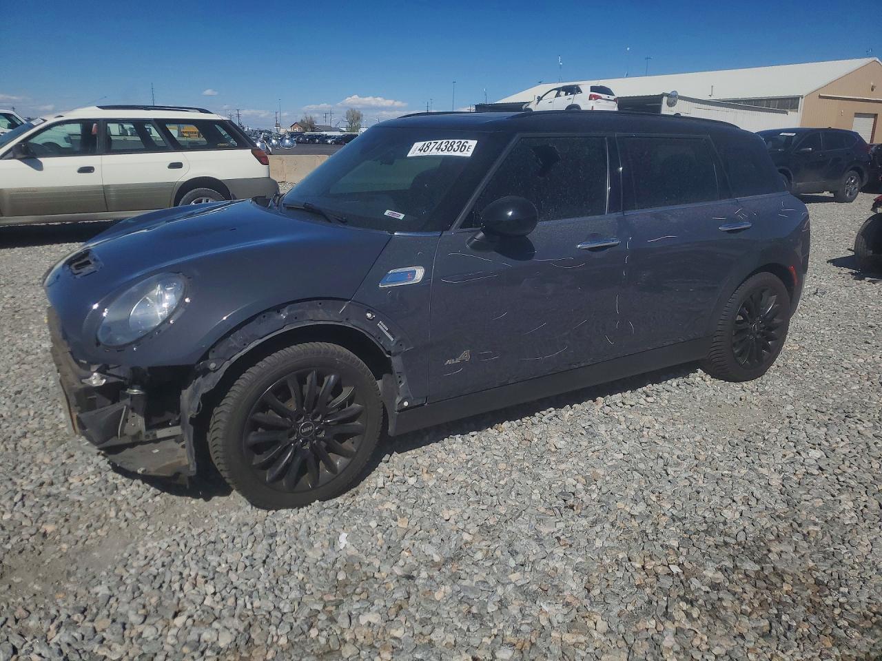 2019 MINI Clubman Cooper S, VIN WMWLU5C50K2G05469 — Перед