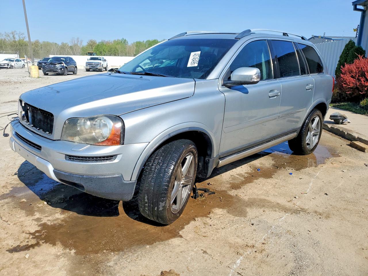 2010 Volvo XC90 R-Design, VIN YV4982CT9A1535936 — Side