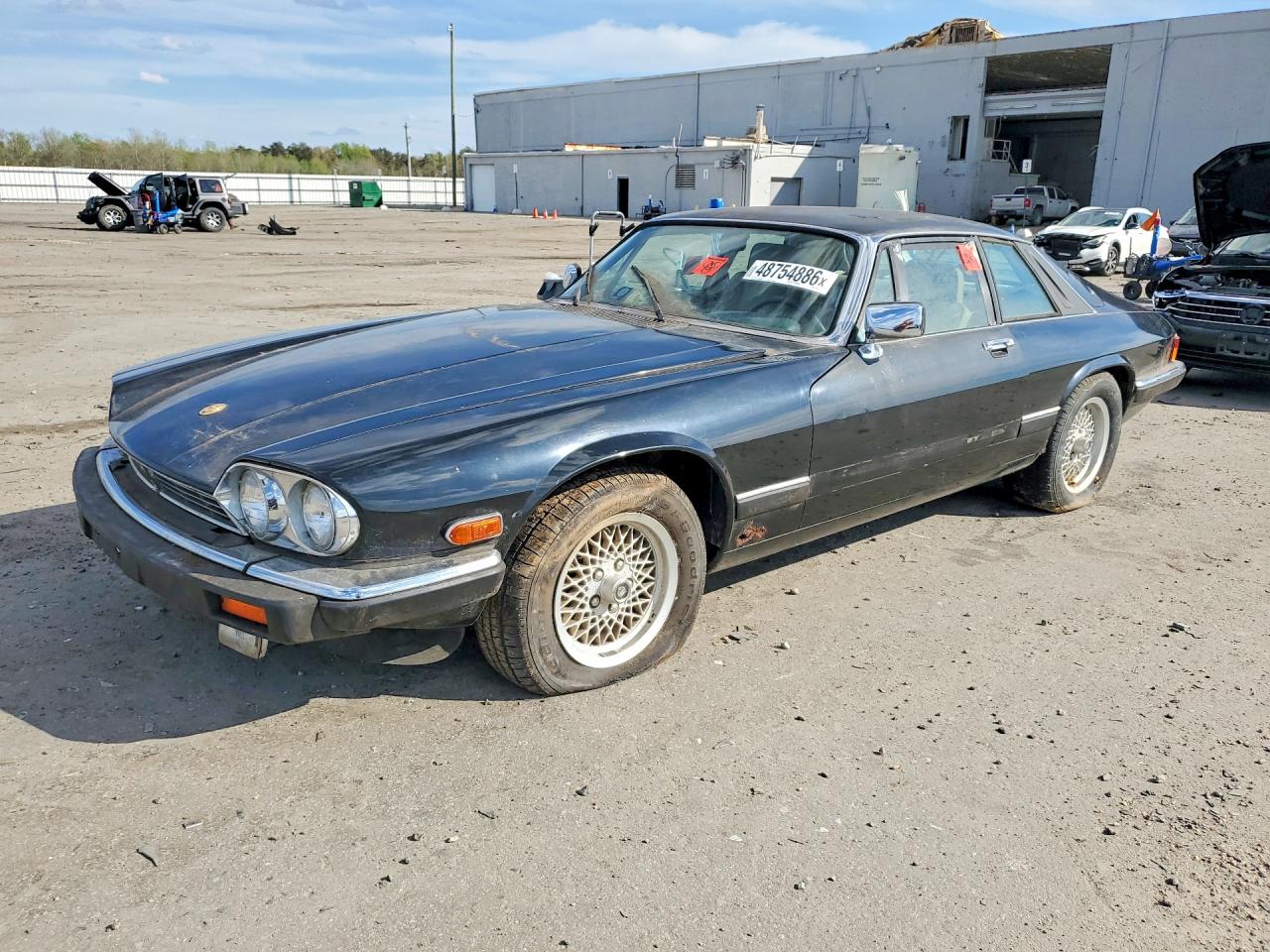 1991 Jaguar XJS, VIN SAJTW5847MC177649 — Мелкие вмятины и царапины