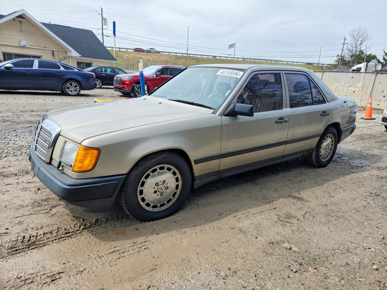 1988 Mercedes-Benz 300 E, VIN WDBEA30D9JA650513 — Front end
