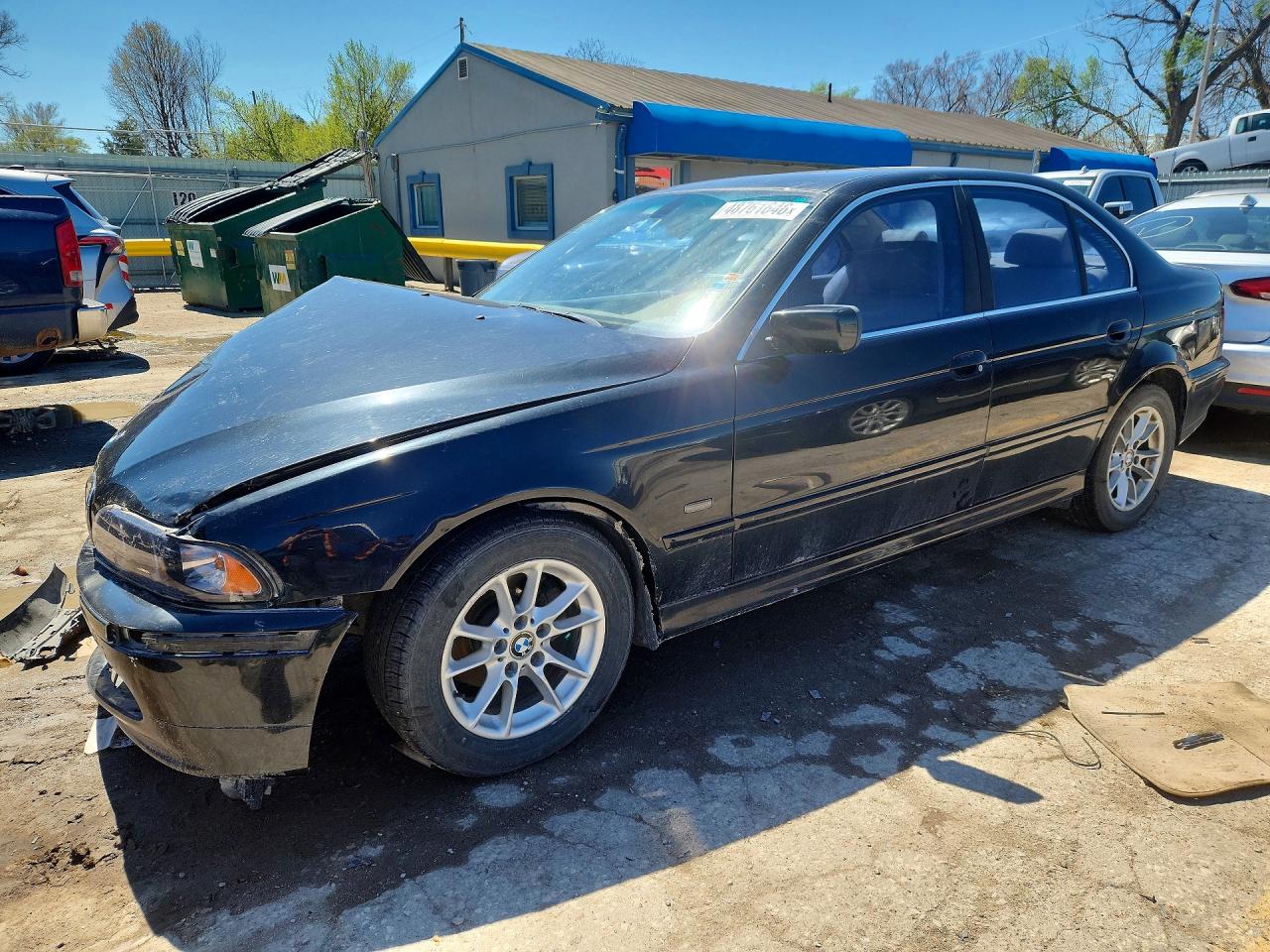 2003 BMW 5 Series 525i, VIN WBADT43463G026299 — Перед