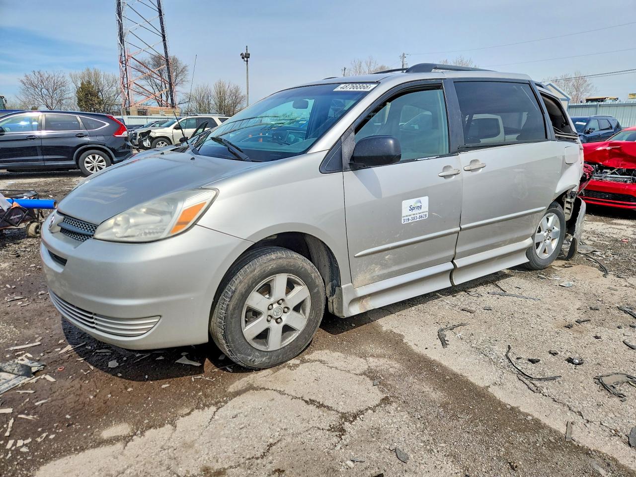 2004 Toyota Sienna LE, VIN 5TDZA23C94S180796 — Rear end