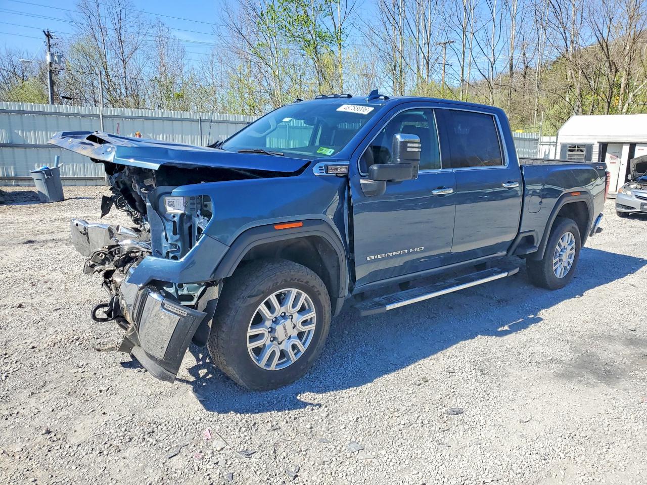 2024 GMC Sierra 2500HD SLT, VIN 1GT49NE70RF382177 — Front end