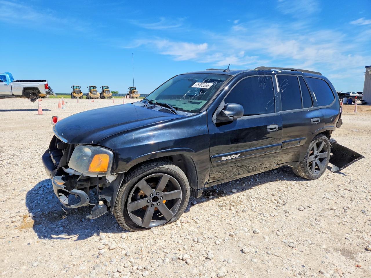 2005 GMC Envoy SLE, VIN 1GKDS13S752248731 — Rear end